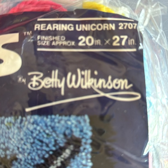 Vintage Latchkits by Betty Wilkinson Rearing Unicorn 2707 Rainbow Unicorn 20x27 - Picture 2 of 7